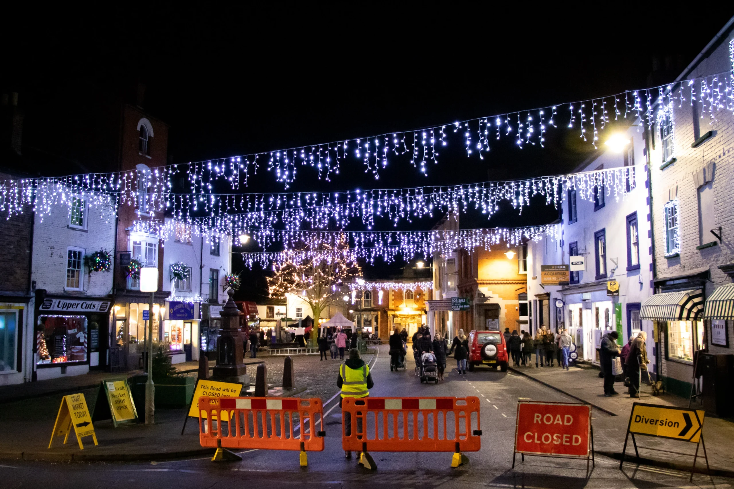 Alford Christmas Spectacular 2019 Christmas Lights