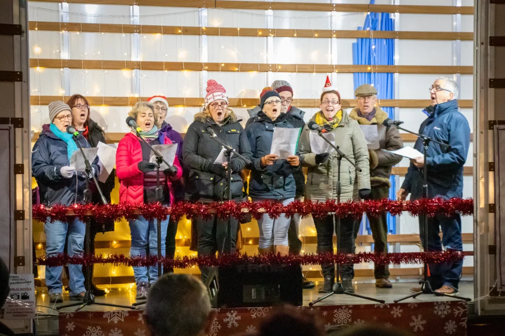 Alford Christmas Spectacular 2019 Singing On Stage