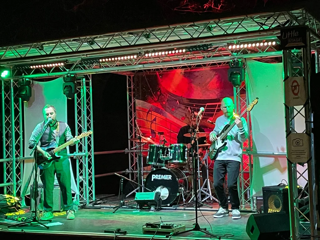 Alford Rocks