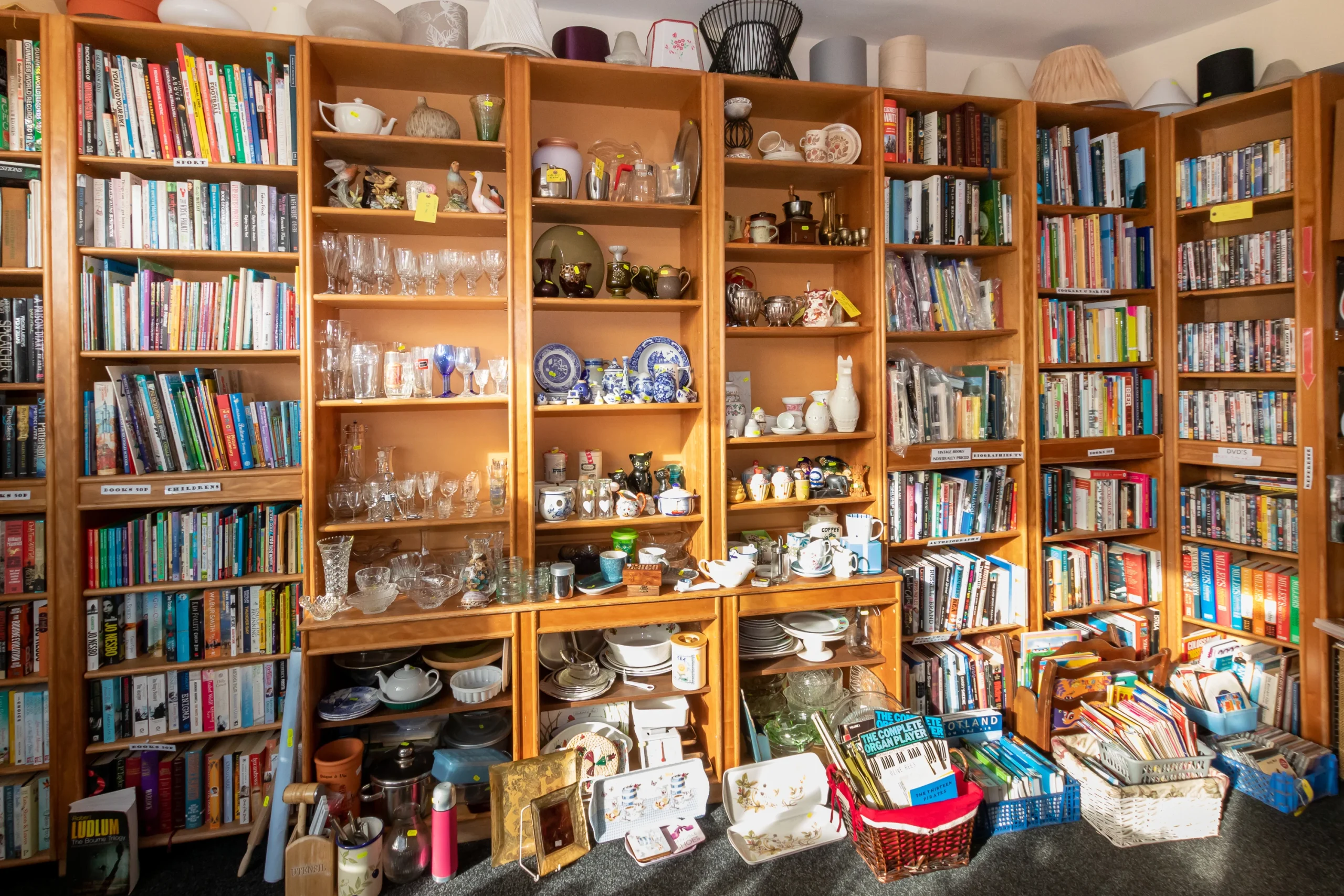 Alford Town Promotions Shop Books Ornaments And Homeware